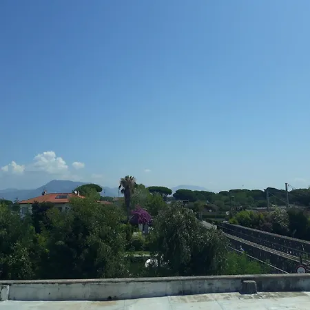 Le Bagnanti Di Miro' * Terracine