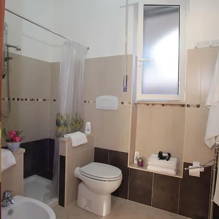 Le Bagnanti Di Miro' Quarto em Acomodações Particulares